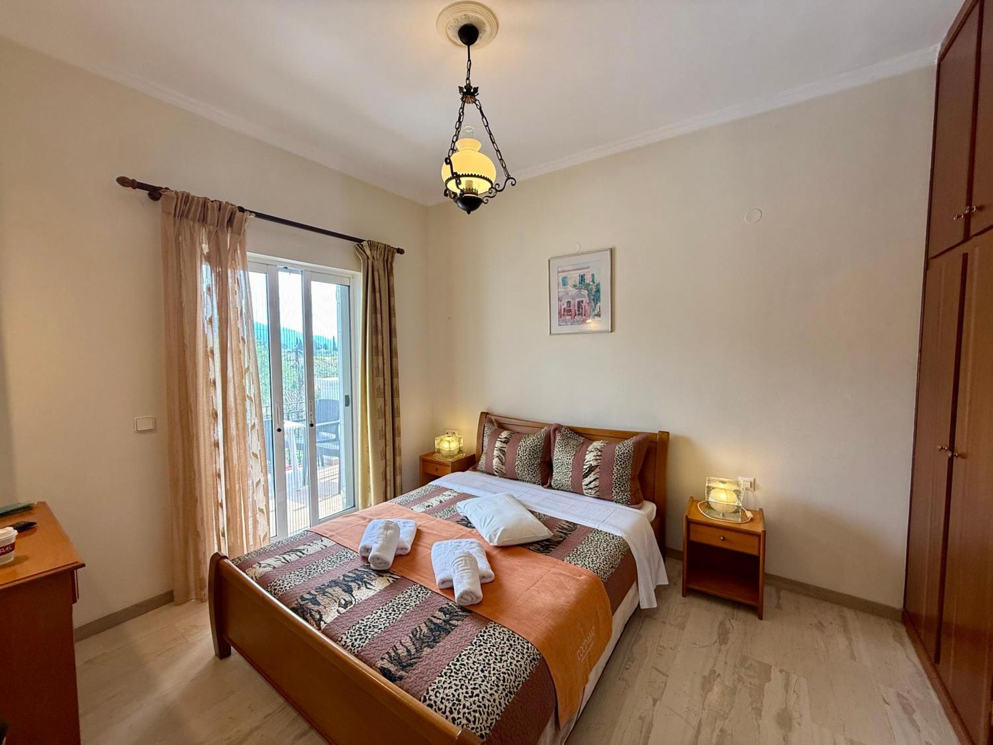 Thomas Apartments Дассия Экстерьер фото